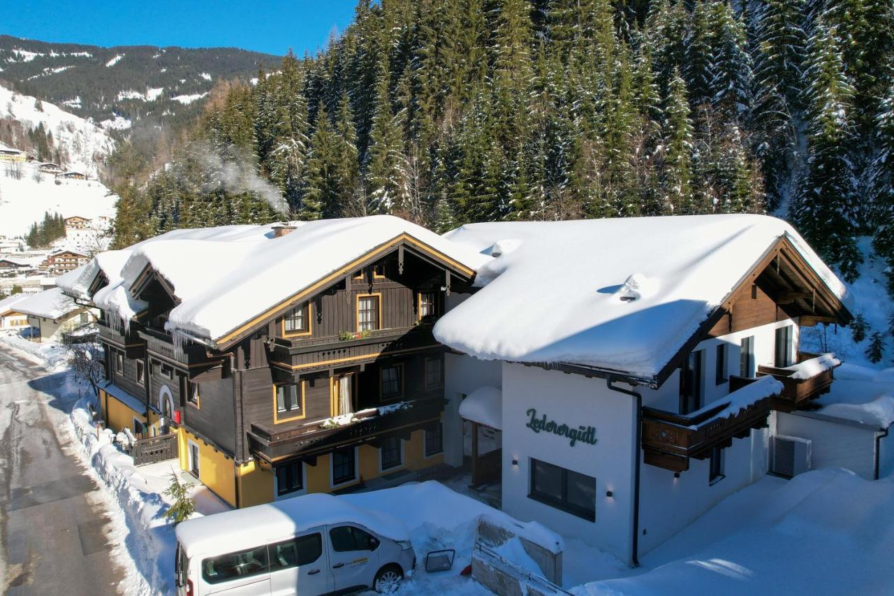 Pension Ledererguetl - Jokercard & Parkplatz Inkl Bed & Breakfast Saalbach-Hinterglemm Exterior photo